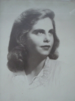 MaryPatAndrews1947 Mary Patricia Andrews, Age 18